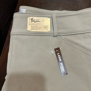 NWT The Tailored Sportsman Women’s Tan Low Rise breeches